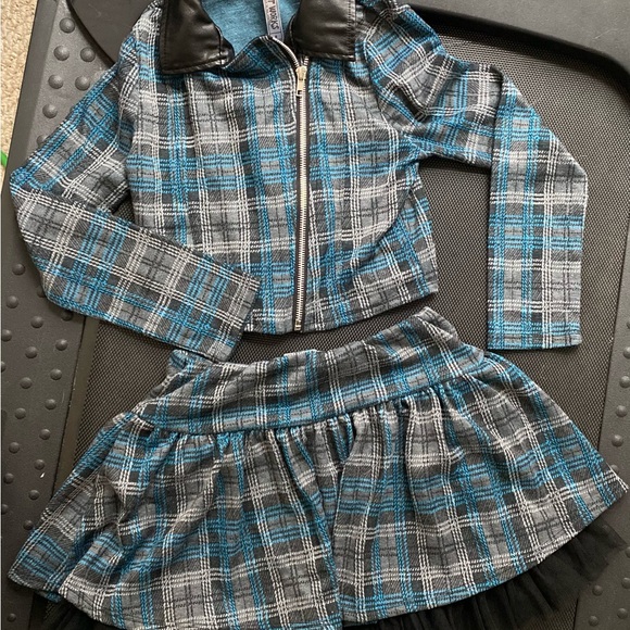 Knit works kids business suit/skirt sz m - Picture 2 of 6